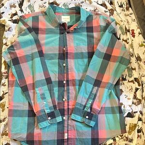 American Eagle Outfitters Multicolor Plaid Button Down Shirt